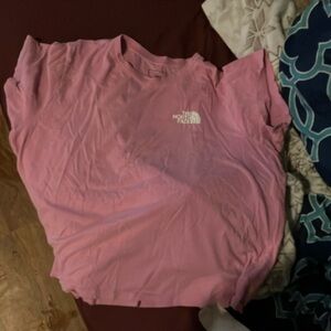 This is a north face shirt pink it’s a xxl it is in good condition